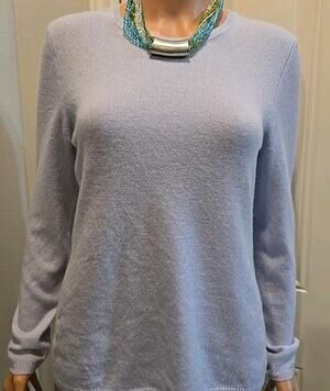 Lord & Taylor 100% Cashmere Sweater Womens M Light Blue Crewneck Long Sleeve